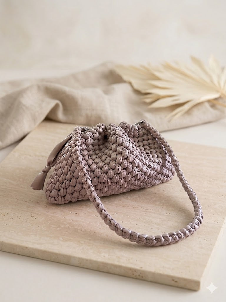 Pouch bag BOTTEGA ecopelle