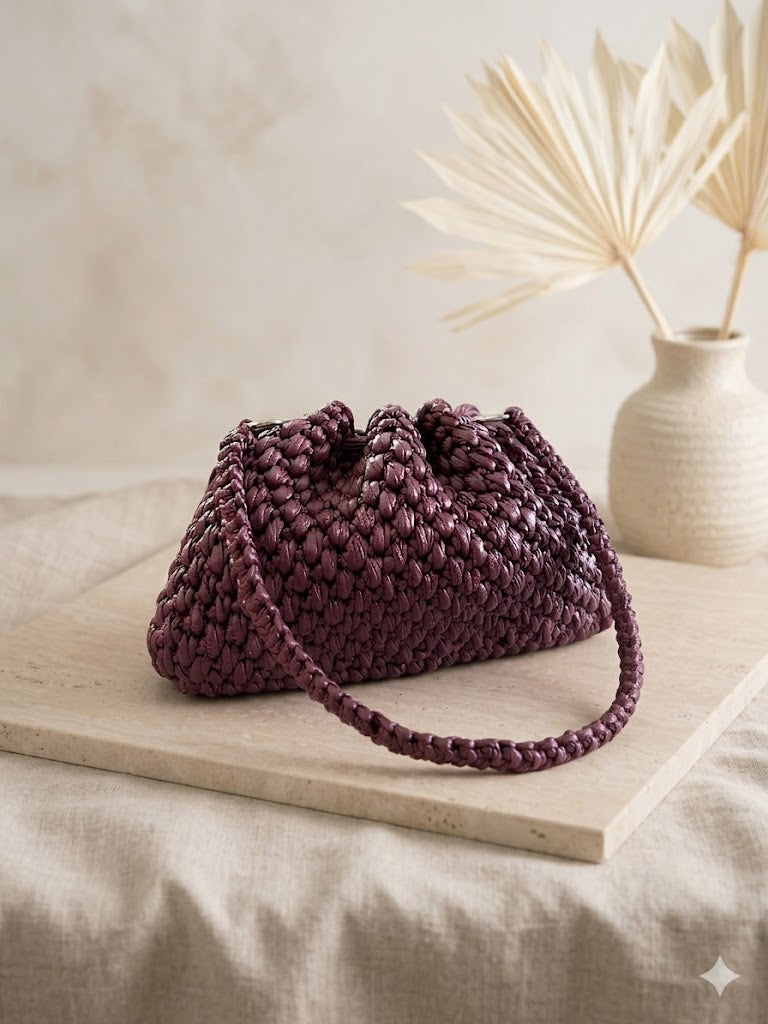 Pouch bag BOTTEGA ecopelle